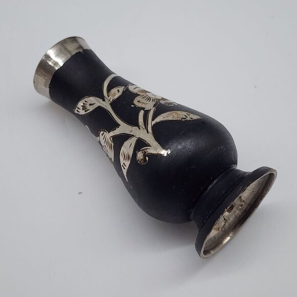 Vintage Black & Silver Miniature Floral Metal Vase With Engraved Base - Picture 9 of 10